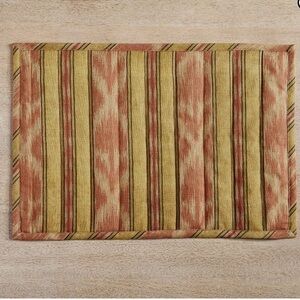 NEW Pottery Barn Parker Stripe Ikat Quilted Placemats Set of 4 Tan Brown Red Kit